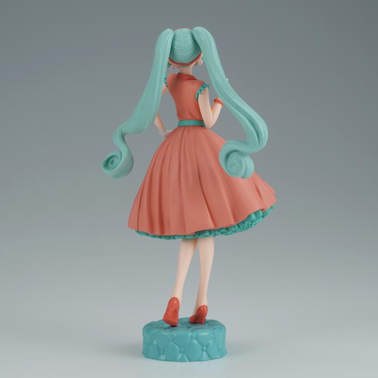 Bandai Hatsune Miku World Journey vol 1
