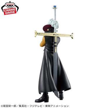 Bandai The Grandline Series DXF Dracule Mihawk
