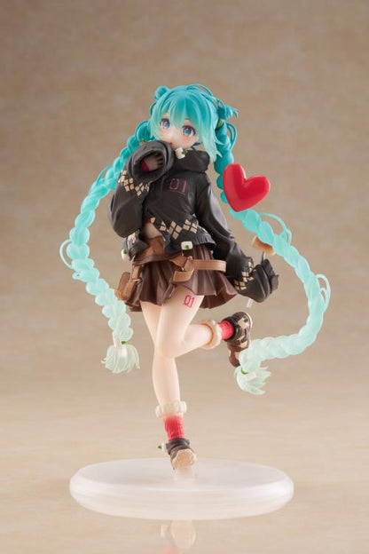 Taito Fashion Outdoor Hatsune Miku