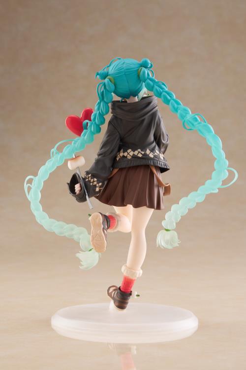 Taito Fashion Outdoor Hatsune Miku
