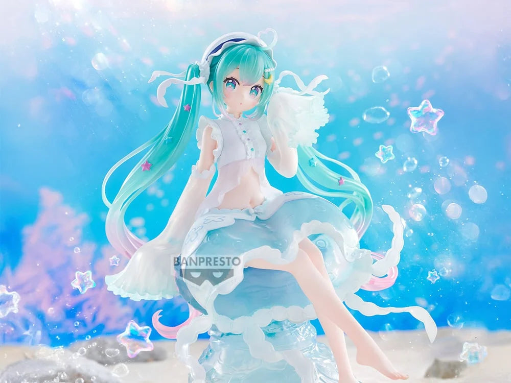 Bandai  Evolve Clearluxe Hatsune Miku (Jellyfish Ver)