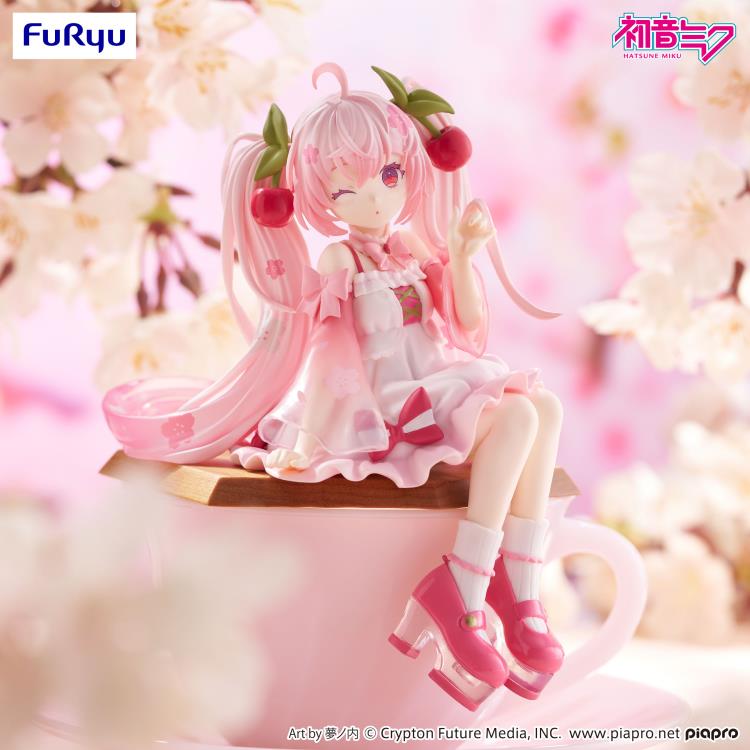 Furyu Hatsune Miku Sakura MIku Noodle Stopper (2025 Wink Ver)
